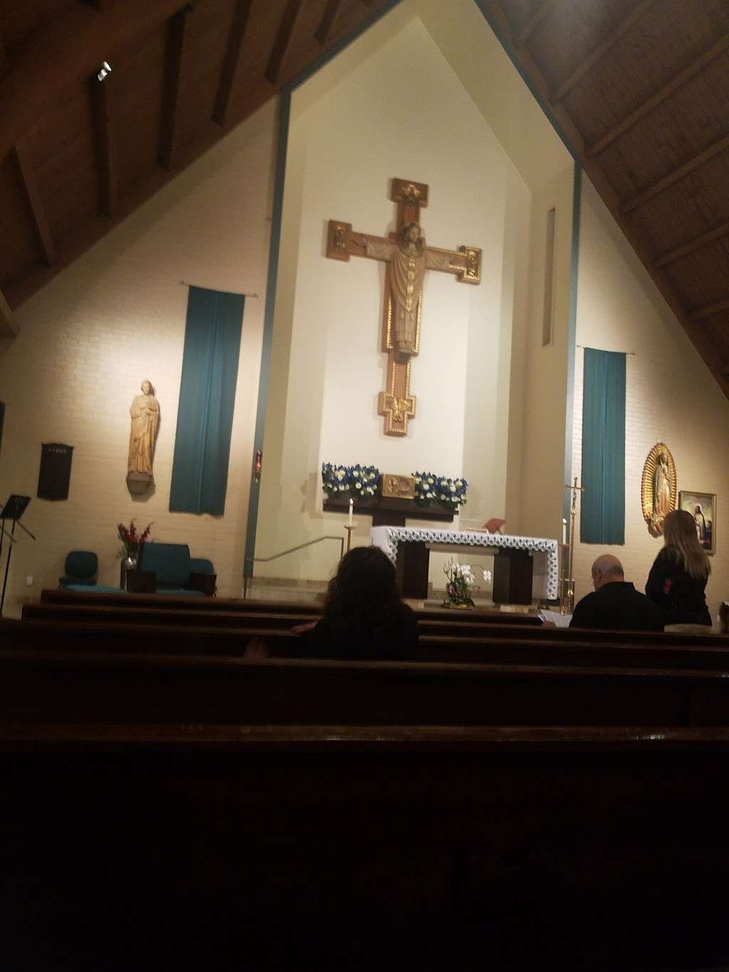 Saint Albert the Great Catholic Church | 804 E Compton Blvd, Rancho Dominguez, CA 90220, USA | Phone: (310) 329-7548