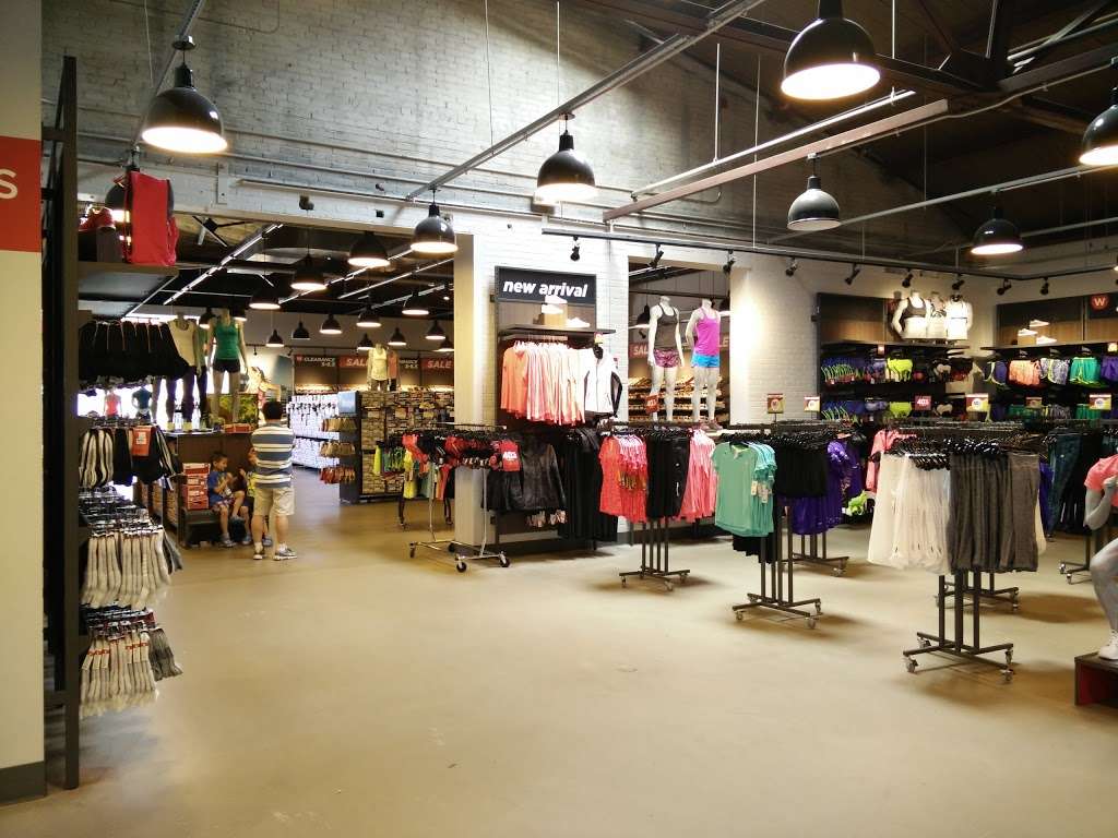 New Balance Factory Store Brighton | 173 Market St, Brighton, MA 02135 | Phone: (617) 779-7429