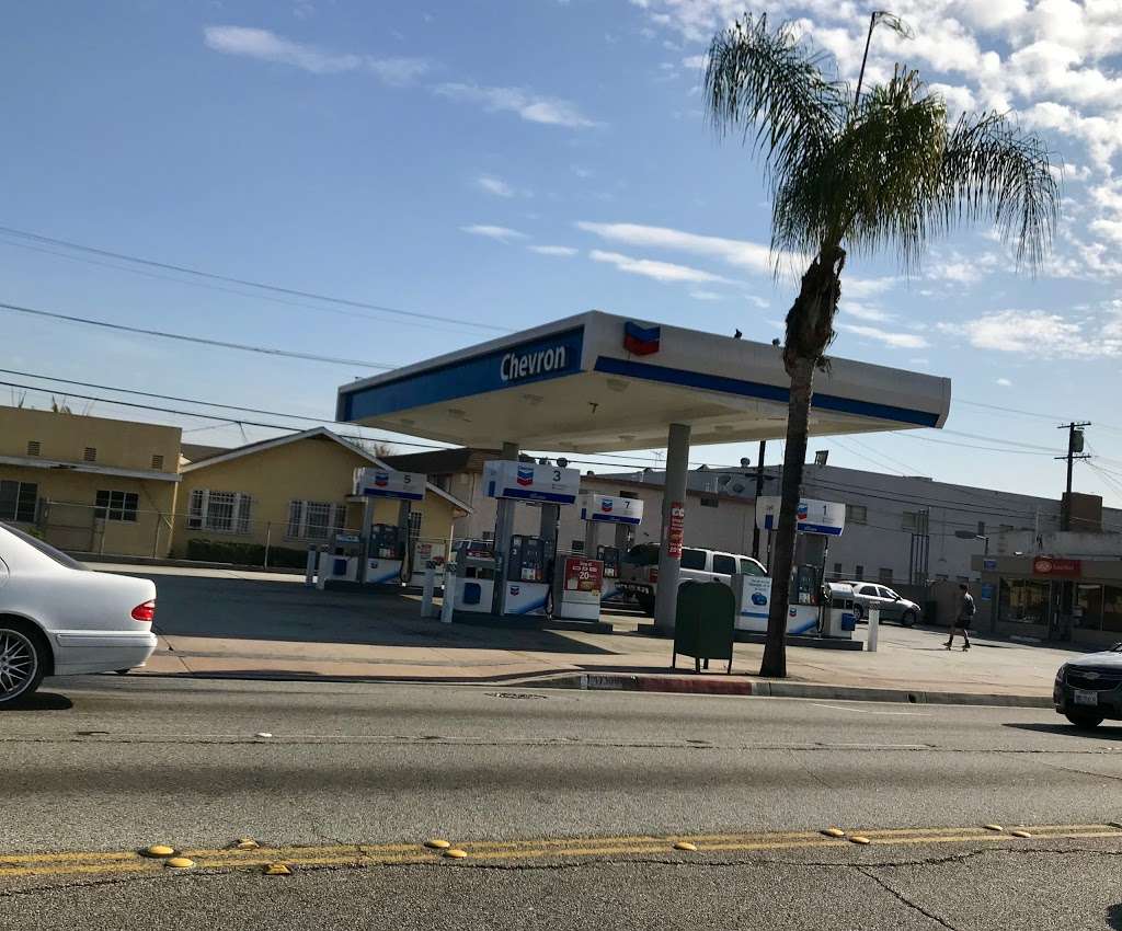 Chevron | 17106 Bellflower Blvd, Bellflower, CA 90706, USA | Phone: (562) 925-8856