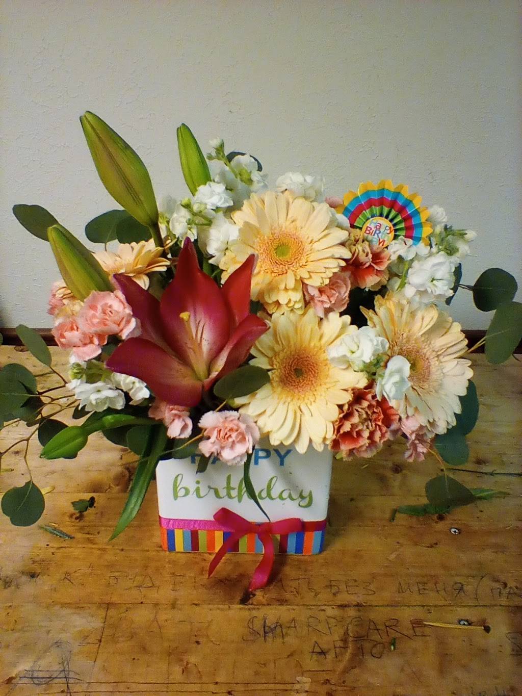 Elenas Flowers | 4622 E 104th St, Garfield Heights, OH 44125, USA | Phone: (216) 795-5111