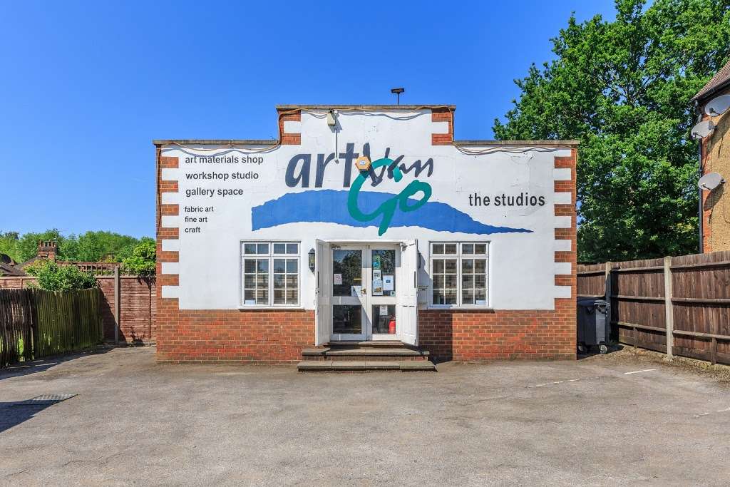 Art Van Go | The Studios, 1 Stevenage Rd, Knebworth SG3 6AN, UK | Phone: 01438 814946