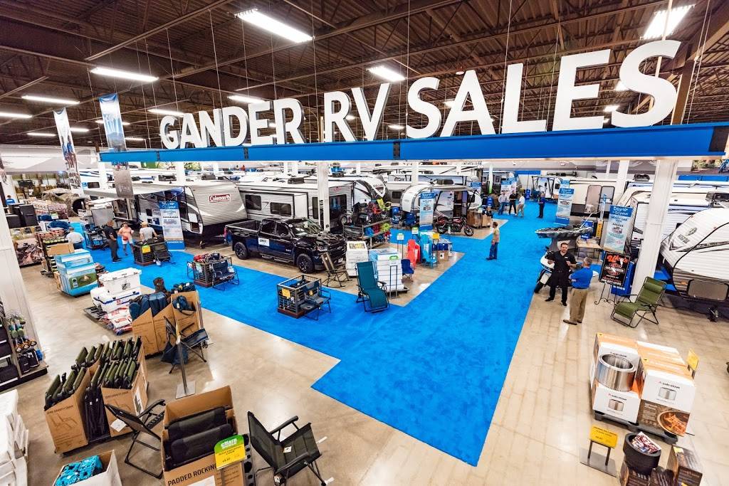 Gander RV & Outdoors of Madison | 6199 E Metro Dr, DeForest, WI 53532, USA | Phone: (888) 264-6191