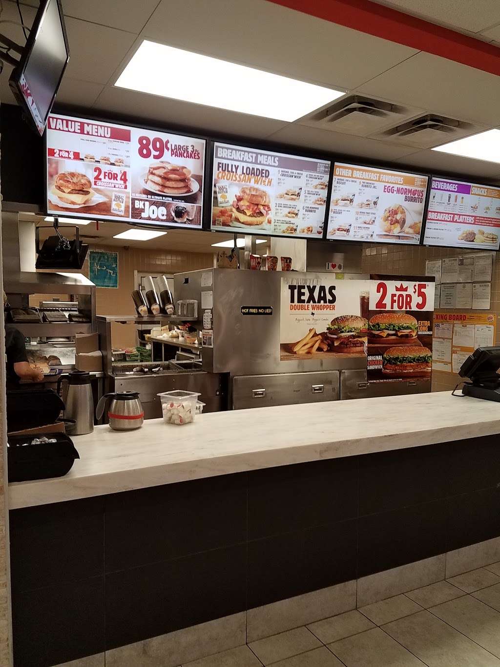 Burger King | 9519 Westheimer Rd, Houston, TX 77063, USA | Phone: (713) 784-2904