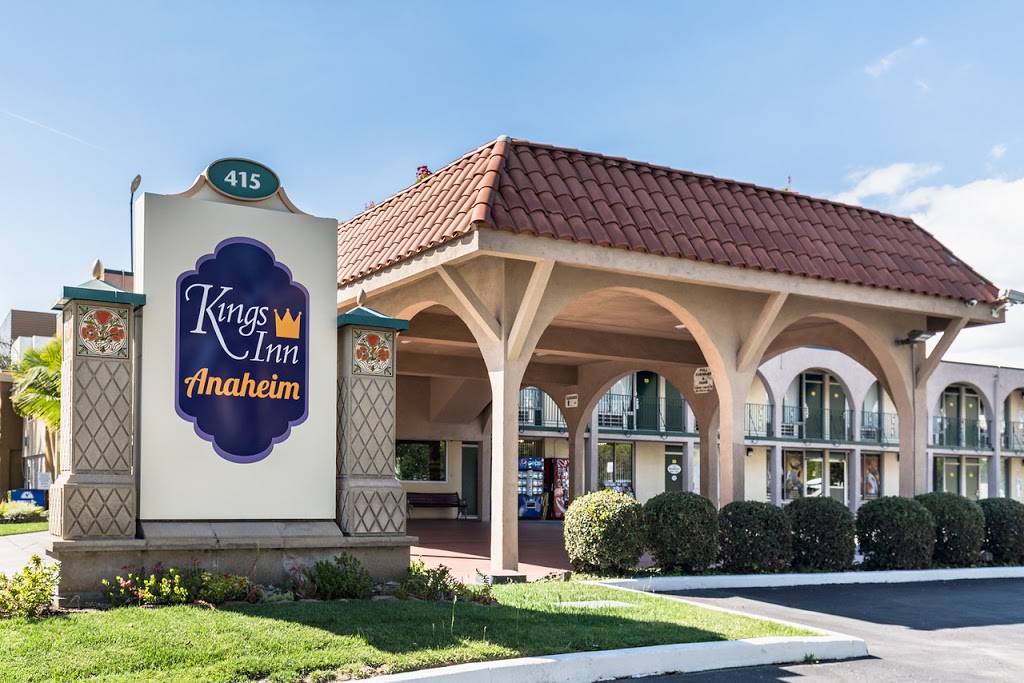 Kings Inn Anaheim at The Park & Convention Center | 415 W Katella Ave, Anaheim, CA 92802, USA | Phone: (714) 778-6900