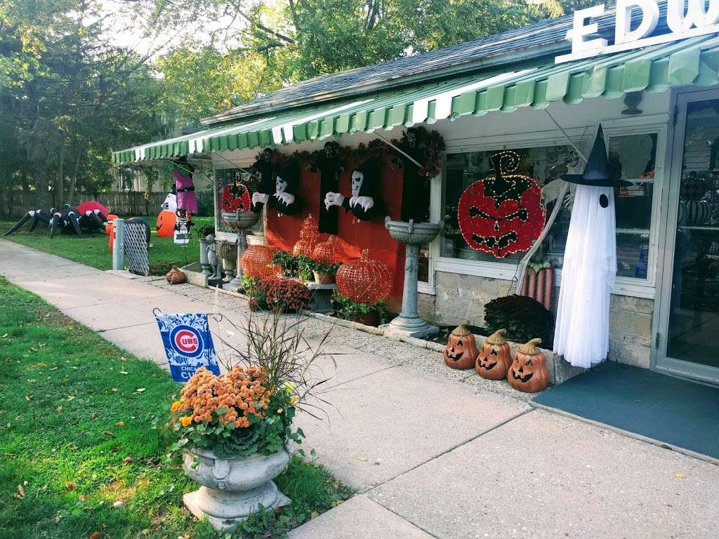 Edwards Florist, Inc. (Winnetka) | 917 Willow Rd, Winnetka, IL 60093 | Phone: (847) 446-8220