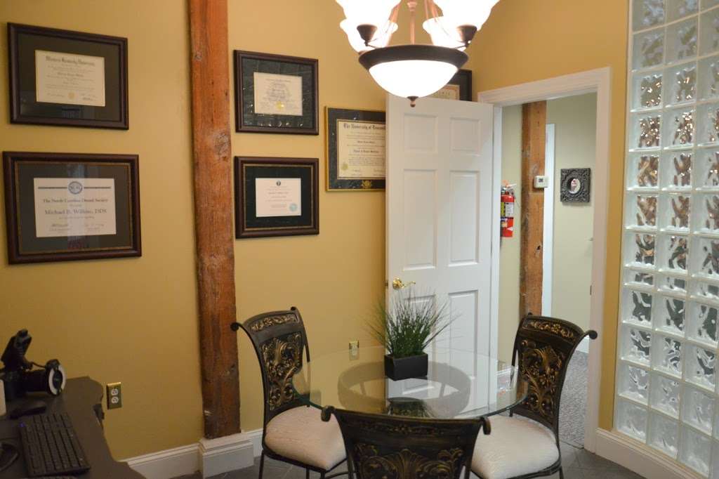 Davidson Cosmetic & Family Dentistry | 209 Delburg St, Davidson, NC 28036, USA | Phone: (704) 987-2277