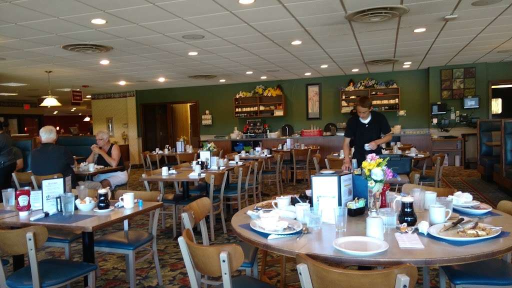 Franconia Heritage Restaurant | 508 Harleysville Pike unit a, Telford, PA 18969, USA | Phone: (215) 721-4400