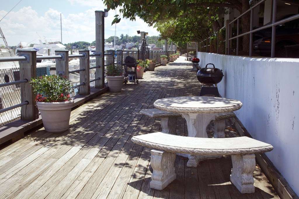 Seaview House Marina | 70 Seaview Ave # 1, Stamford, CT 06902, USA | Phone: (203) 219-4693