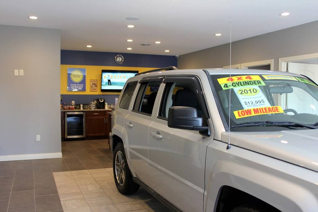 Best Deal Auto Sales | 2715 Goshen Rd, Fort Wayne, IN 46808, USA | Phone: (260) 483-7999