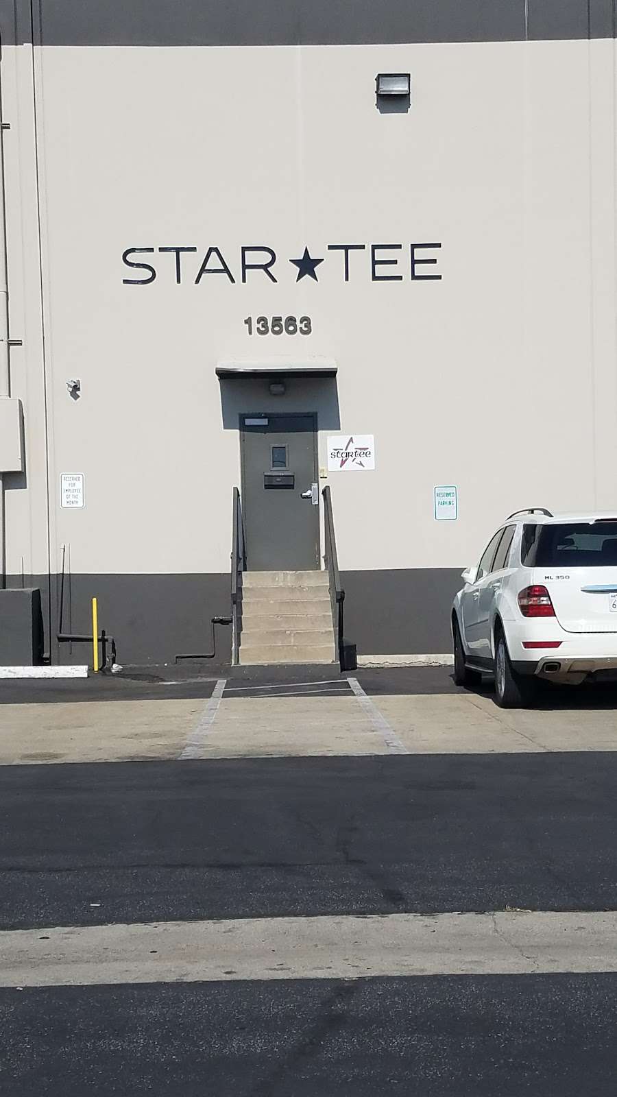 Startee Apparel Inc | 13563 Alondra Blvd, Santa Fe Springs, CA 90670, USA | Phone: (562) 926-5200