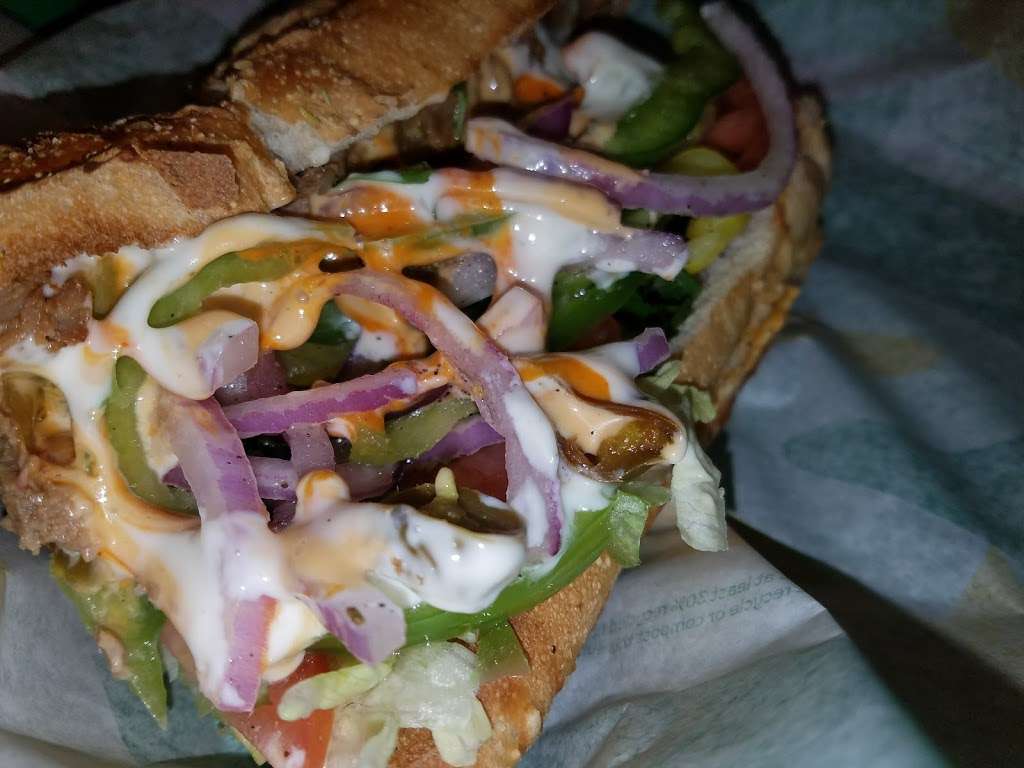 Subway Restaurants | 422 Auto Center Dr, Claremont, CA 91711, USA | Phone: (909) 621-5678