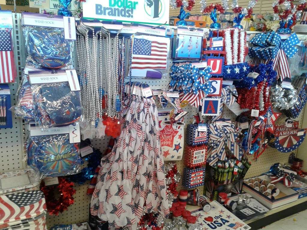 Dollar Tree | 1322 E North Ave, Belton, MO 64012, USA | Phone: (816) 318-9444