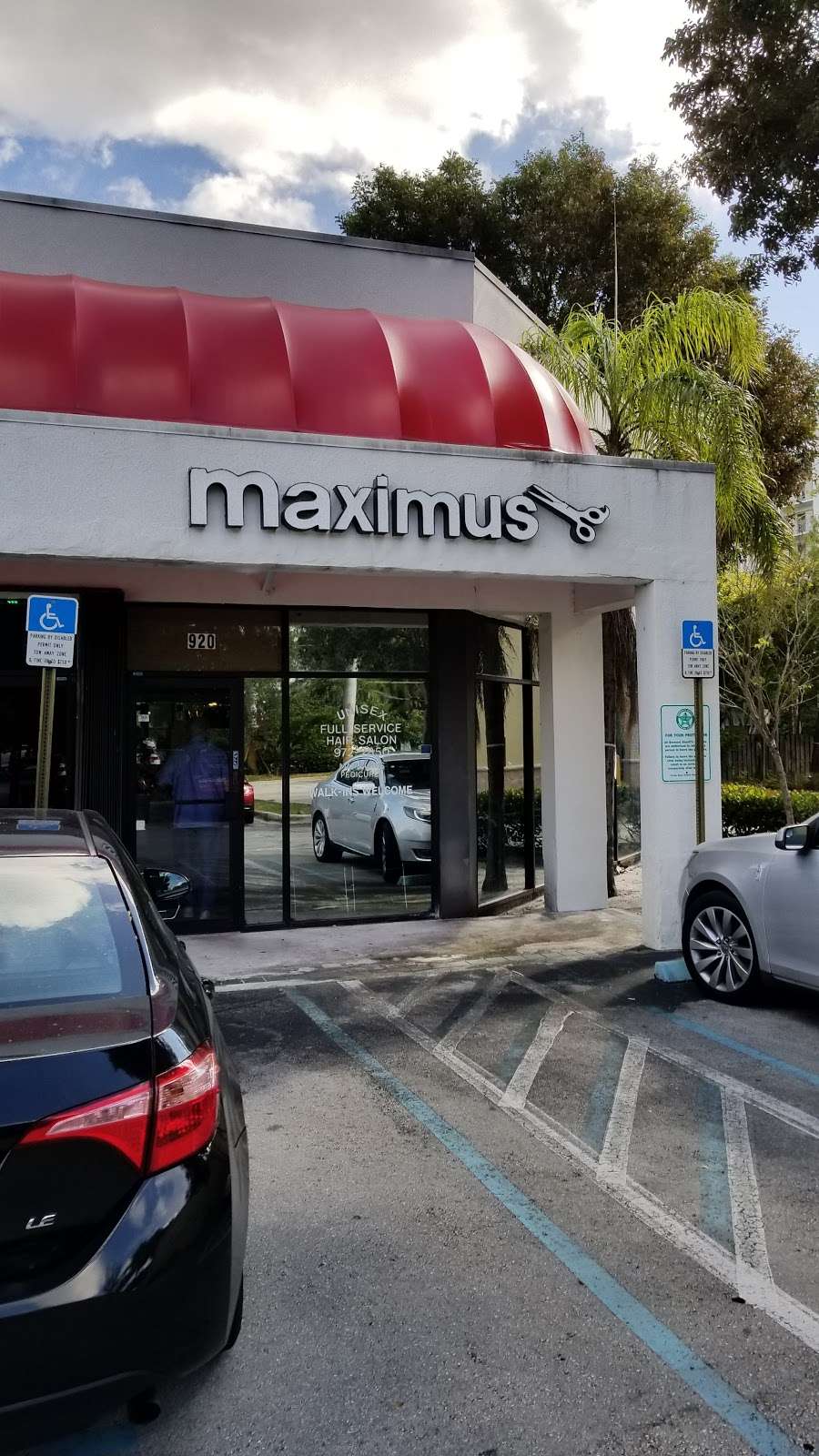 Maximus Hair Designers Inc | Pompano Beach, FL 33069, USA | Phone: (954) 972-2850