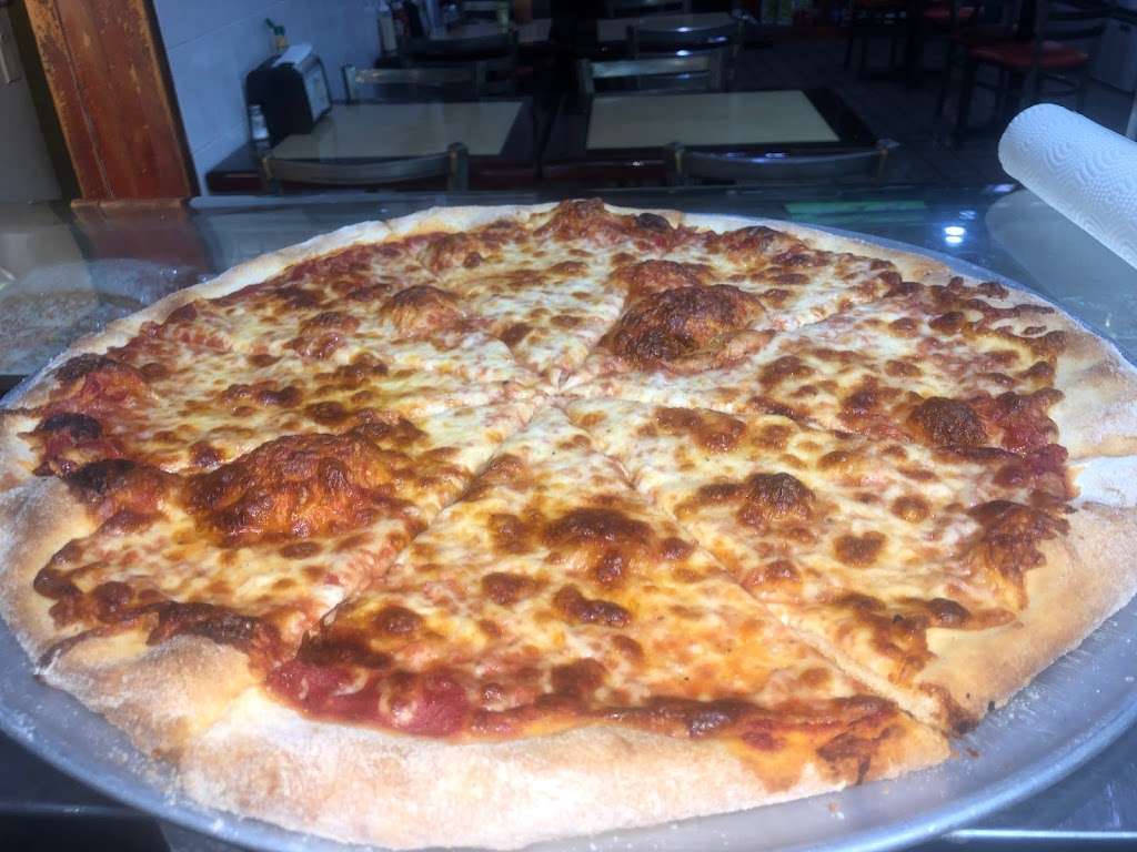 Dannas Deli And Pizzeria | 169-08 Crocheron Ave, Flushing, NY 11358 | Phone: (718) 878-0042