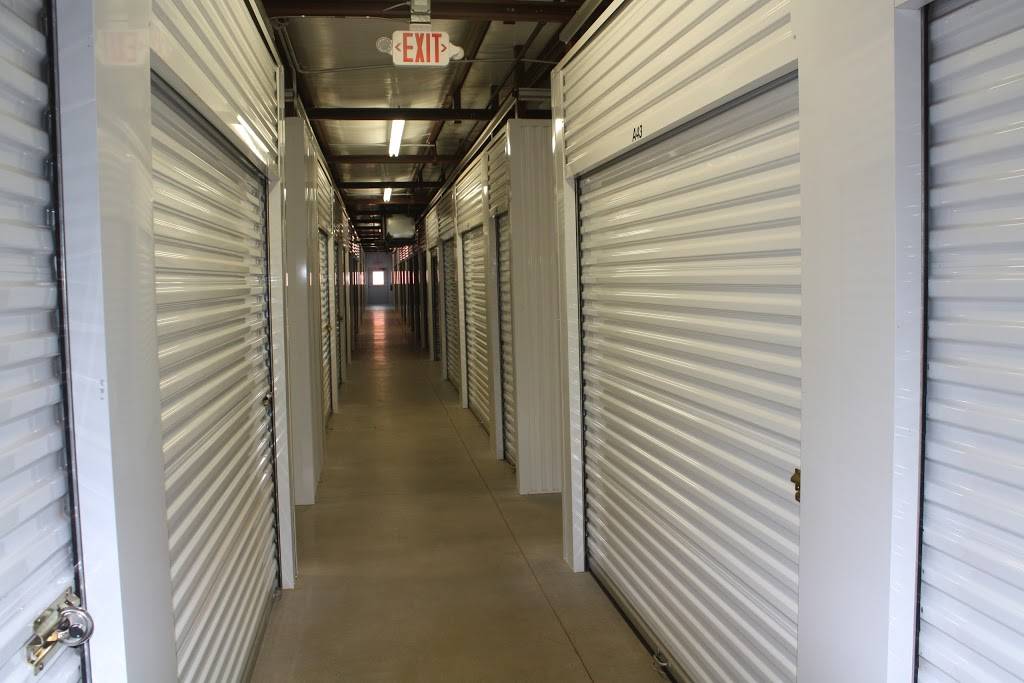 Woods Self Storage | 2409 N Sara Rd, Yukon, OK 73099, USA | Phone: (405) 694-4588