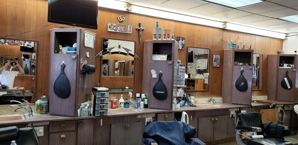 A Mans World of Hair | 14156 Lambert Rd, Whittier, CA 90605, USA | Phone: (562) 698-2103