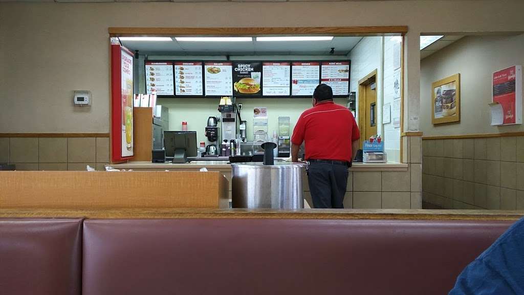 Wendys | 111 Nw West White Rd, San Antonio, TX 78219, USA | Phone: (210) 428-6164