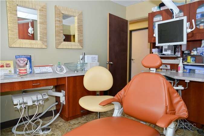 Dr. Justin Washington, Sr. - Dentist | 5009 Caroline St #201, Houston, TX 77004, USA | Phone: (713) 757-1948