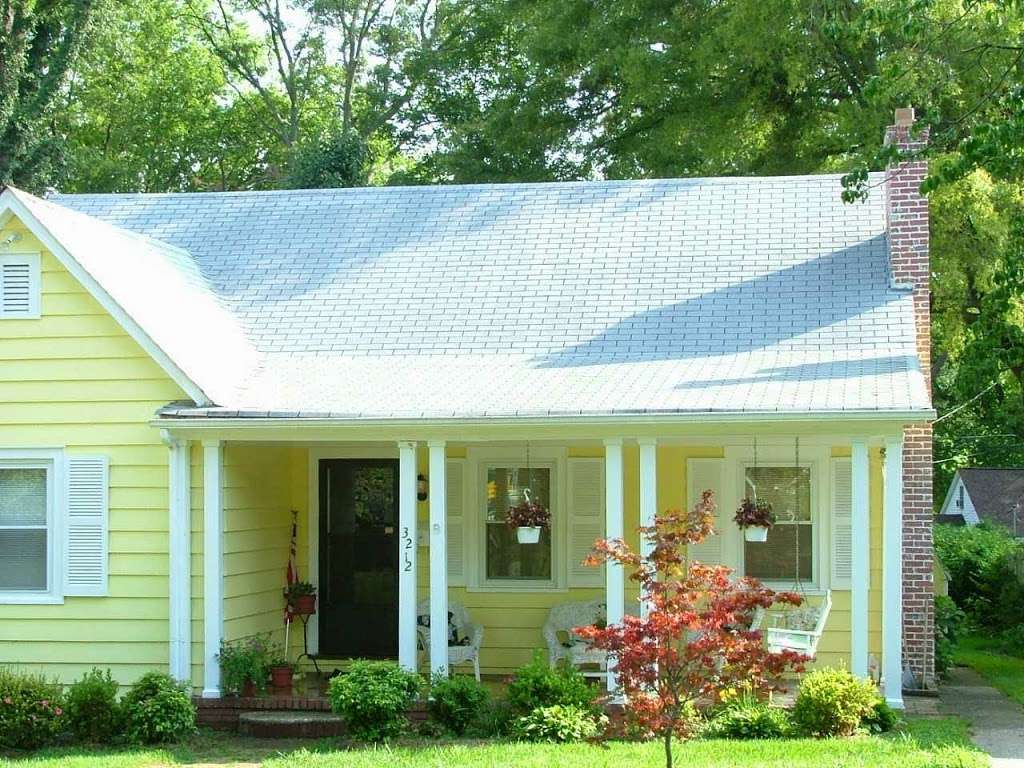 Bye-Bye Roof Stains | 3932 Biggerstaff Rd, Maiden, NC 28650, USA | Phone: (828) 428-0488