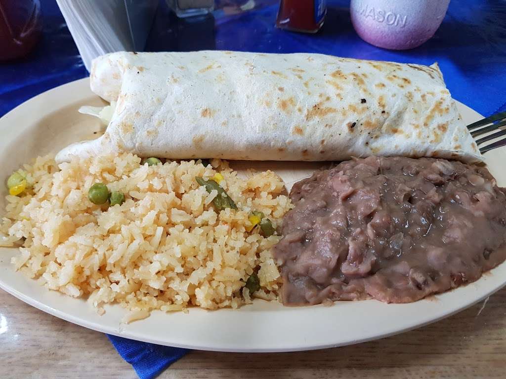 Burritos y Tacos El Patron | 2224 E Airport Fwy, Irving, TX 75062, USA | Phone: (214) 460-9837
