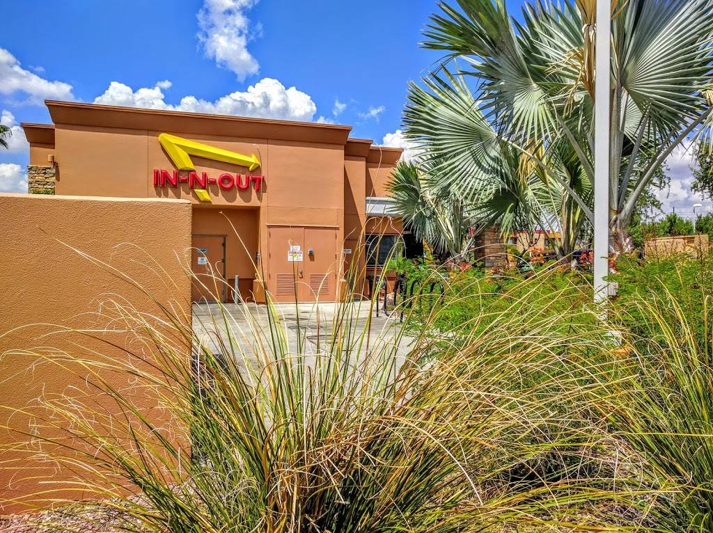 In-N-Out Burger | 21001 N Tatum Blvd, Phoenix, AZ 85050, USA | Phone: (800) 786-1000