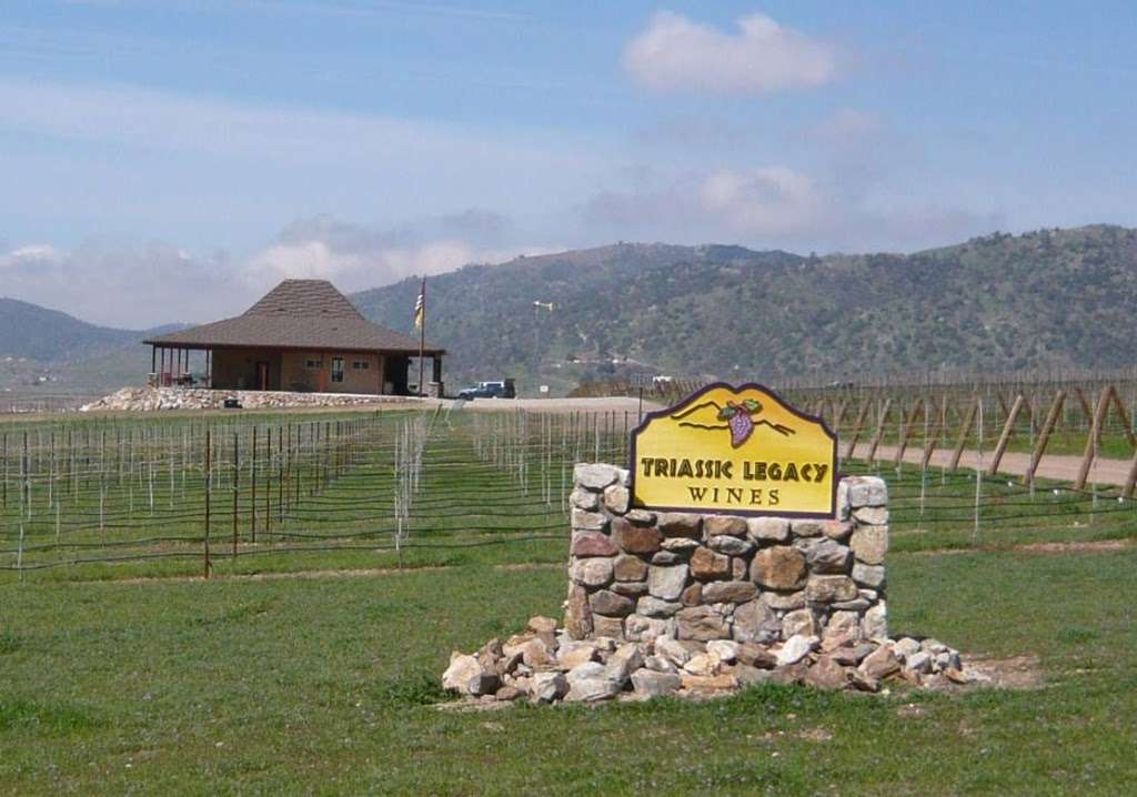 Triassic Vineyards | 24627 Cummings Valley Rd, Tehachapi, CA 93561, USA | Phone: (661) 822-5341