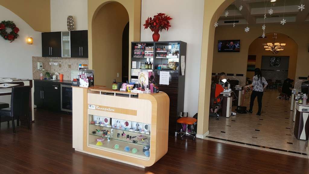 The Nail Spot & Spa | 12710 W Lake Houston Pkwy ste a, Houston, TX 77044, USA | Phone: (281) 459-2222