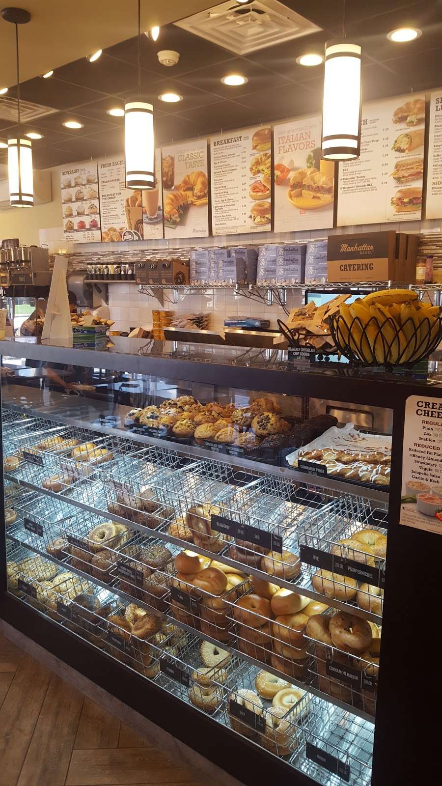 Manhattan Bagel | 581 Northfield Ave, West Orange, NJ 07052, USA | Phone: (973) 669-0160