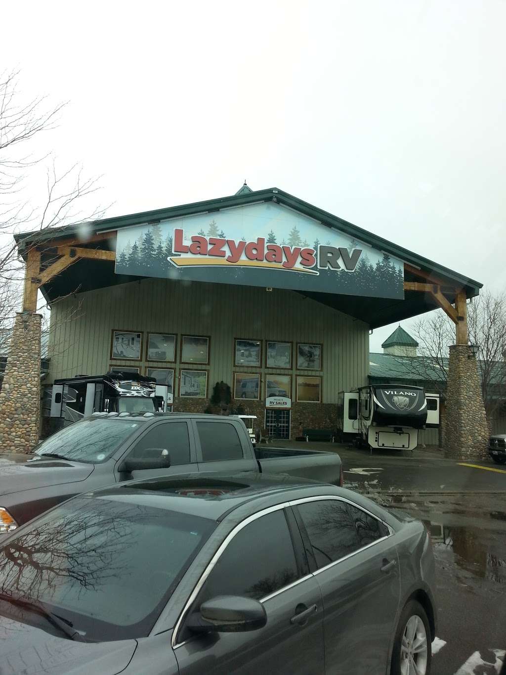 Lazydays RV of Loveland | 4777 Marketplace Dr, Johnstown, CO 80534, USA | Phone: (855) 328-0328