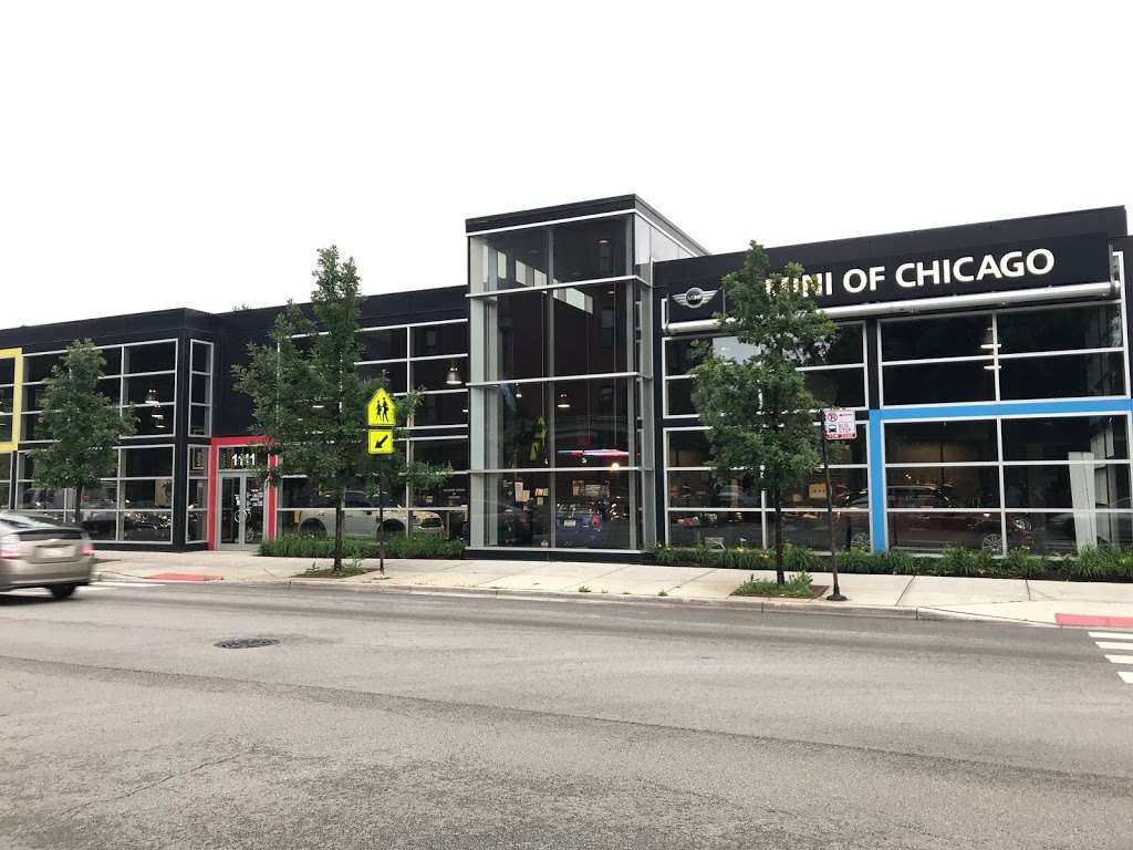 MINI of Chicago | 1111 W Diversey Pkwy, Chicago, IL 60614, USA | Phone: (773) 969-5700