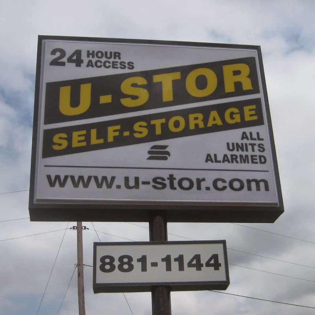 U-STOR Self Storage | 1512 US-31, Greenwood, IN 46143 | Phone: (317) 881-1144