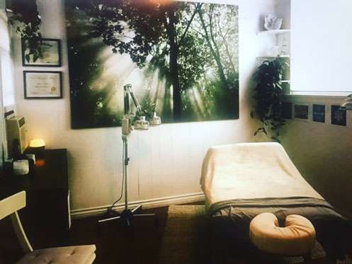 Golden Life Wellness and Acupuncture | 12927 Venice Blvd, Los Angeles, CA 90066 | Phone: (424) 835-0395