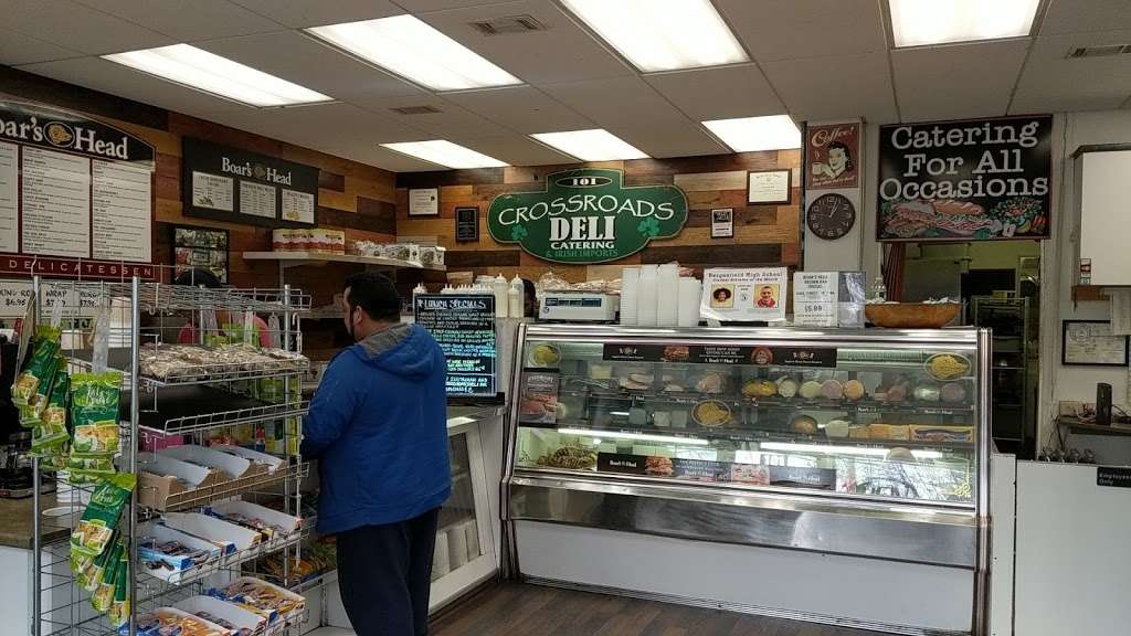 Crossroads Deli & Catering | 101 Hickory Ave, Bergenfield, NJ 07621, USA | Phone: (201) 439-0466