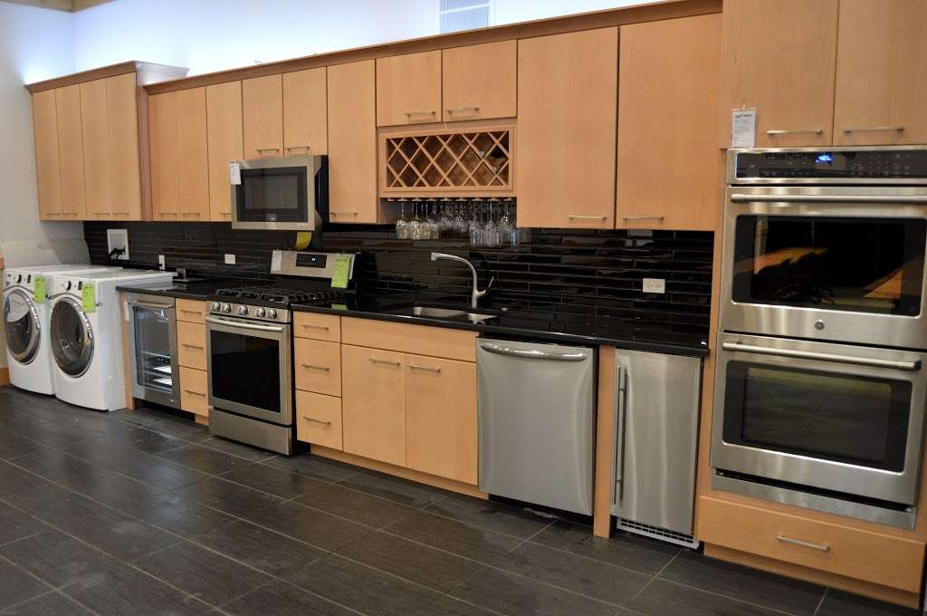 Grand Appliance and TV | 10301 Enterprise Way, Sturtevant, WI 53177, USA | Phone: (847) 746-6000