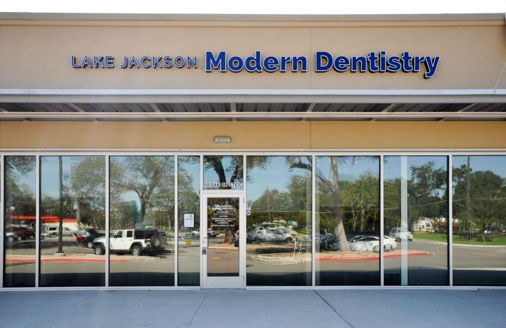 Lake Jackson Modern Dentistry and Orthodontics | 90 Oak Dr ste c, Lake Jackson, TX 77566 | Phone: (979) 583-6005