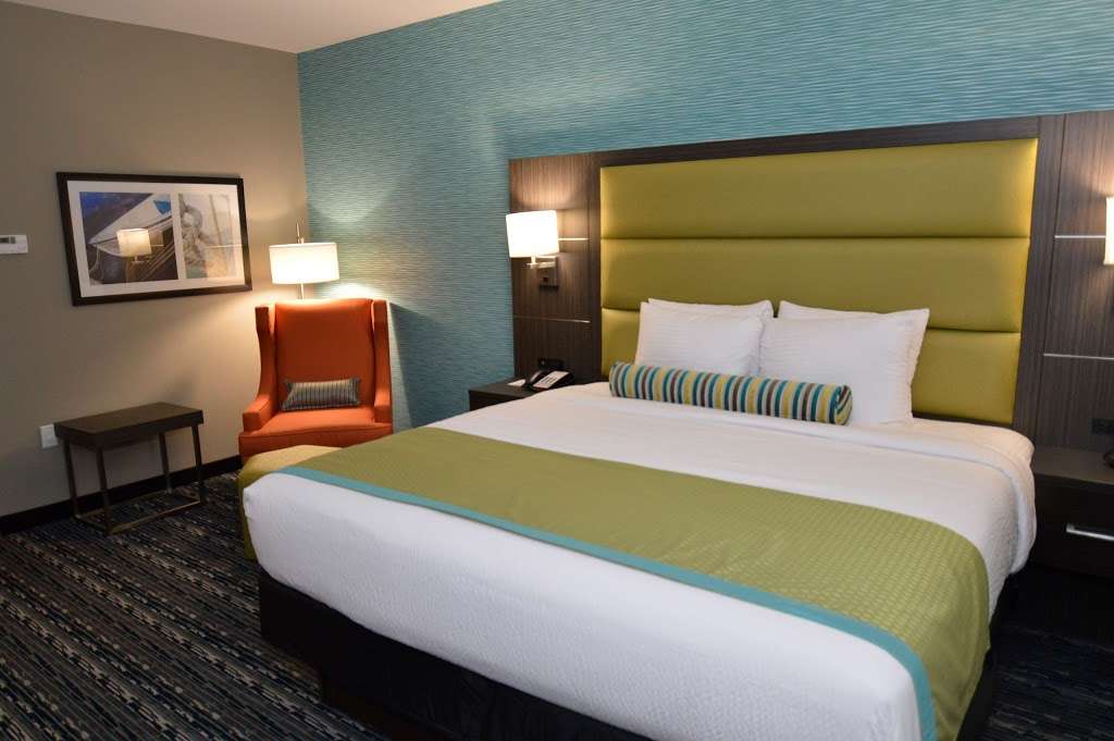 Best Western Plus Pasadena Inn & Suites | 122 Richey St, Pasadena, TX 77506, USA | Phone: (346) 571-7272