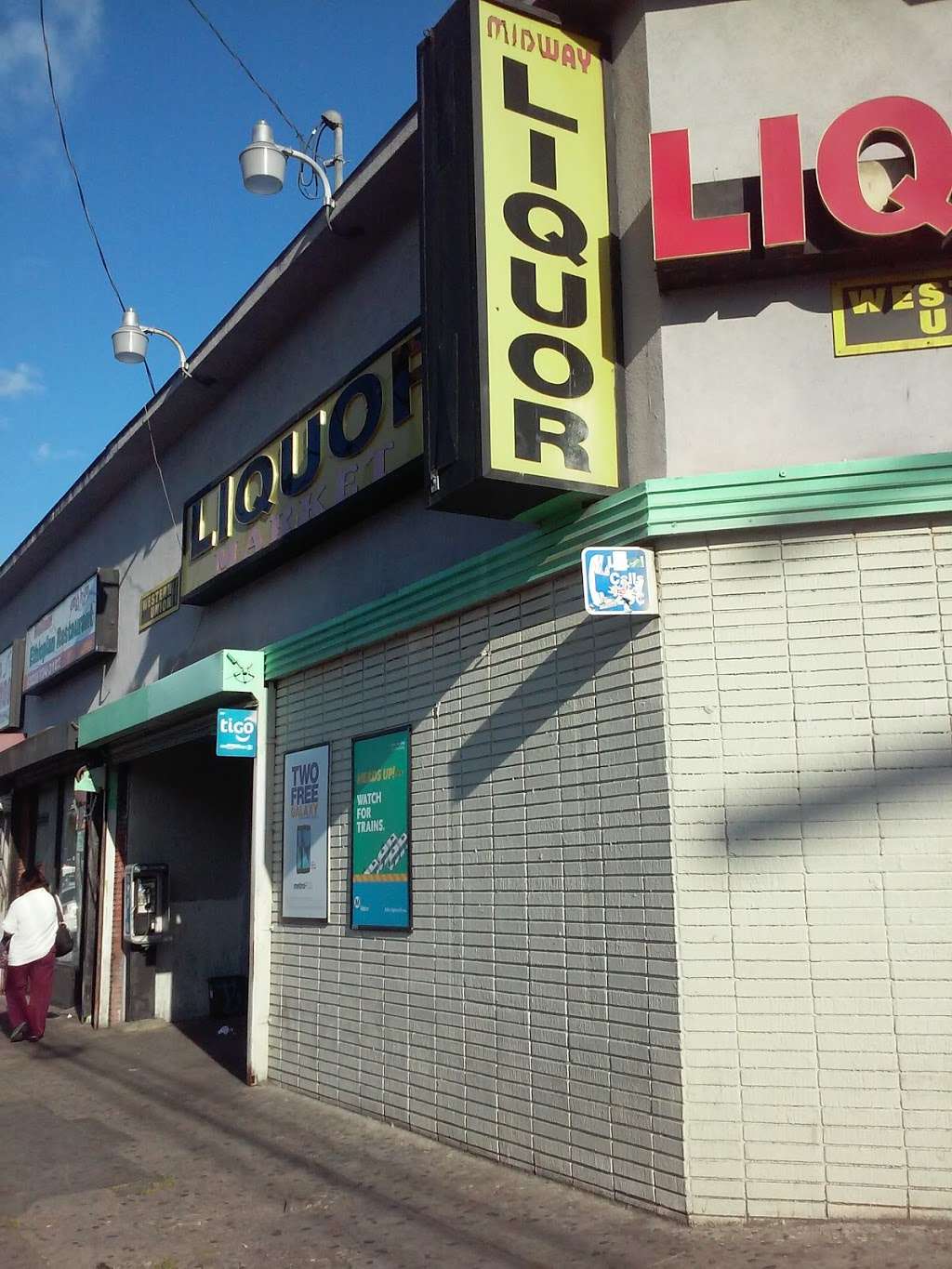 Midway Liquor | 3186 Pico Blvd, Los Angeles, CA 90019 | Phone: (323) 735-5255