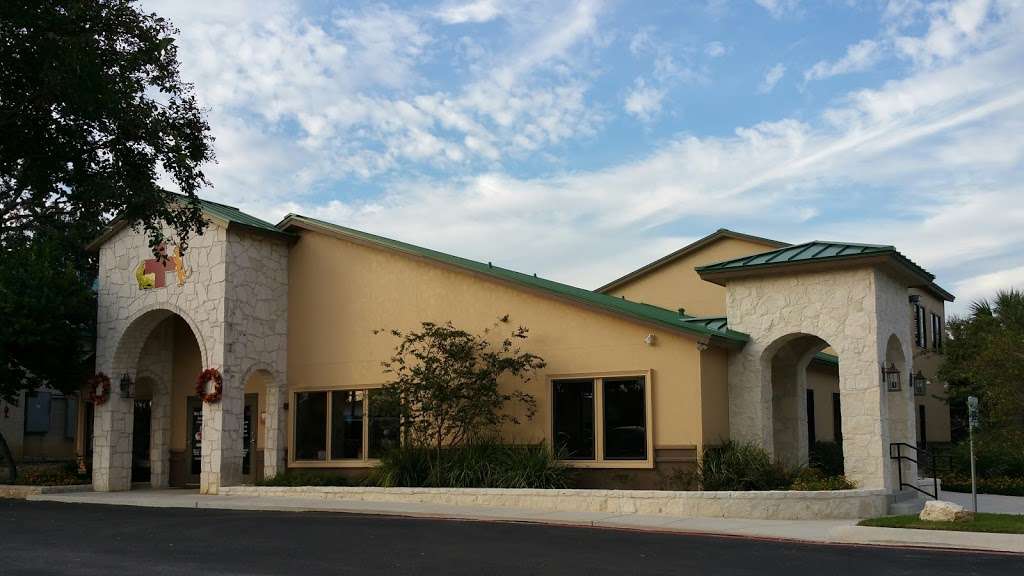 Hill Country Animal Hospital | 12410 Bandera Rd, Helotes, TX 78023, USA | Phone: (210) 695-4455