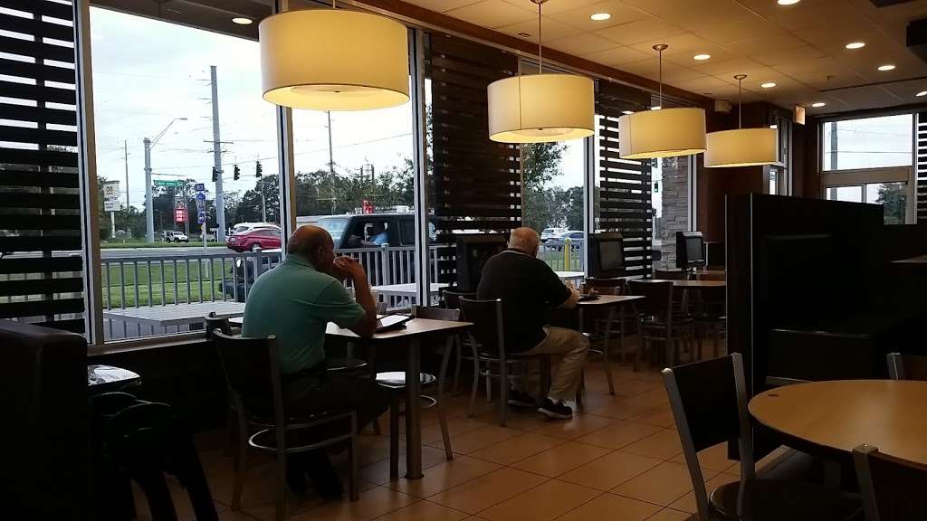 McDonalds | 6890 Cypress Gardens Blvd, Winter Haven, FL 33884, USA | Phone: (863) 324-7744