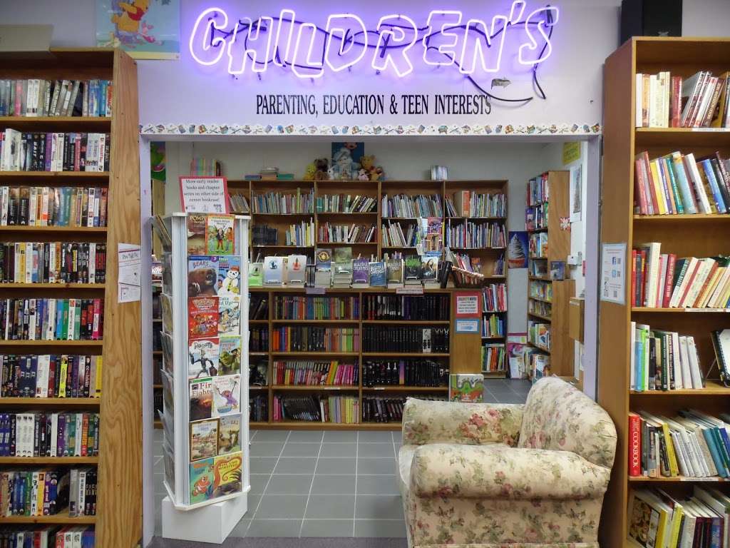 Frugal Muse Books, Music and Video | 7511 Lemont Rd, Darien, IL 60561, USA | Phone: (630) 427-1140