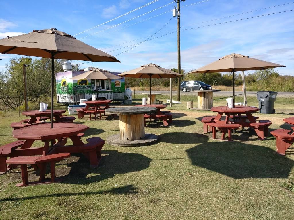 Kellys Family Farm Burger Stand | 1989 W Lucas Rd, Parker, TX 75002, USA | Phone: (972) 754-7974