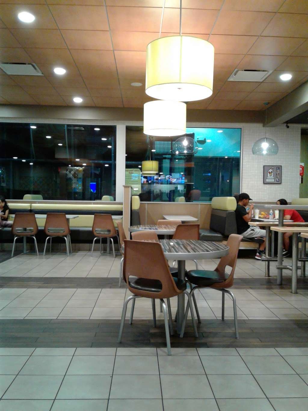 McDonalds | 2513 E Owens Ave, North Las Vegas, NV 89030, USA | Phone: (702) 464-3124