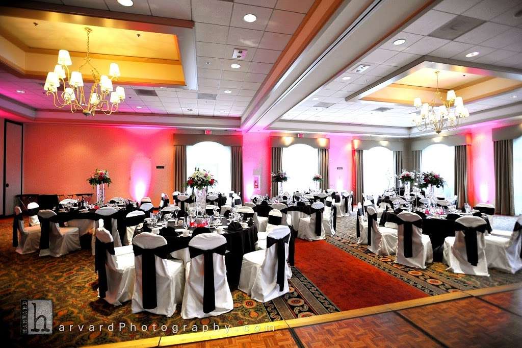 The Clubhouse at Anaheim Hills | 6501 Nohl Ranch Rd, Anaheim, CA 92807, USA | Phone: (714) 998-3041