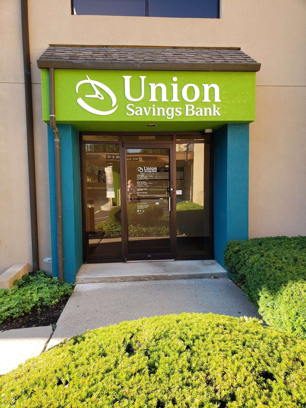 Union Savings Bank | 24 Grassy Plain St, Bethel, CT 06801, USA | Phone: (203) 830-4230