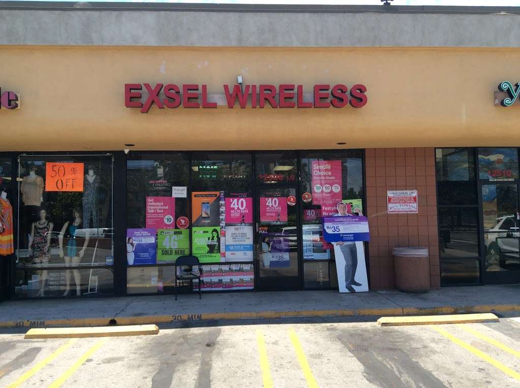 T-Mobile By Box Wireless | 1/2 Van Owen, 12508 Vanowen St, North Hollywood, CA 91605 | Phone: (818) 821-3320