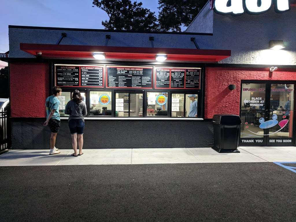 dots Home Made Ice Cream & Water Ice | 505 Elm Ave, Woodbury Heights, NJ 08097, USA | Phone: (856) 537-5505