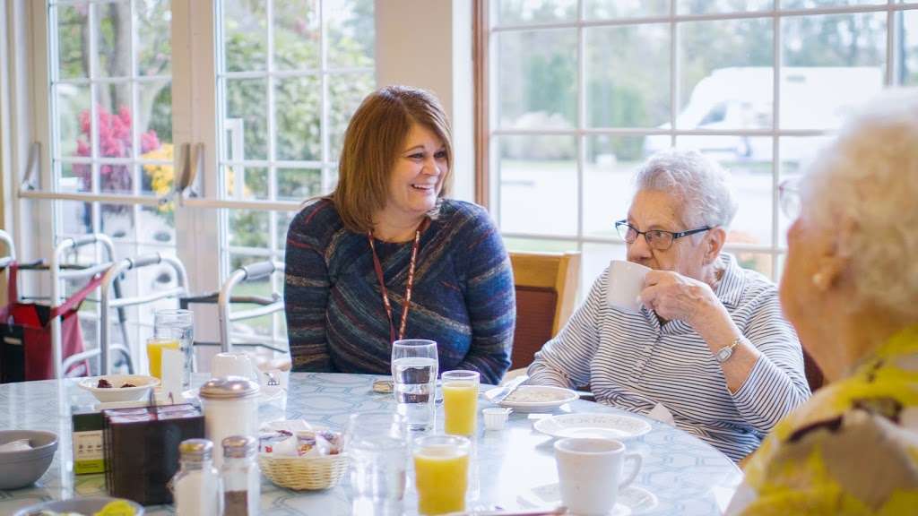 Oak Leaf Manor North | 2901 Harrisburg Pike, Landisville, PA 17538, USA | Phone: (717) 898-4663