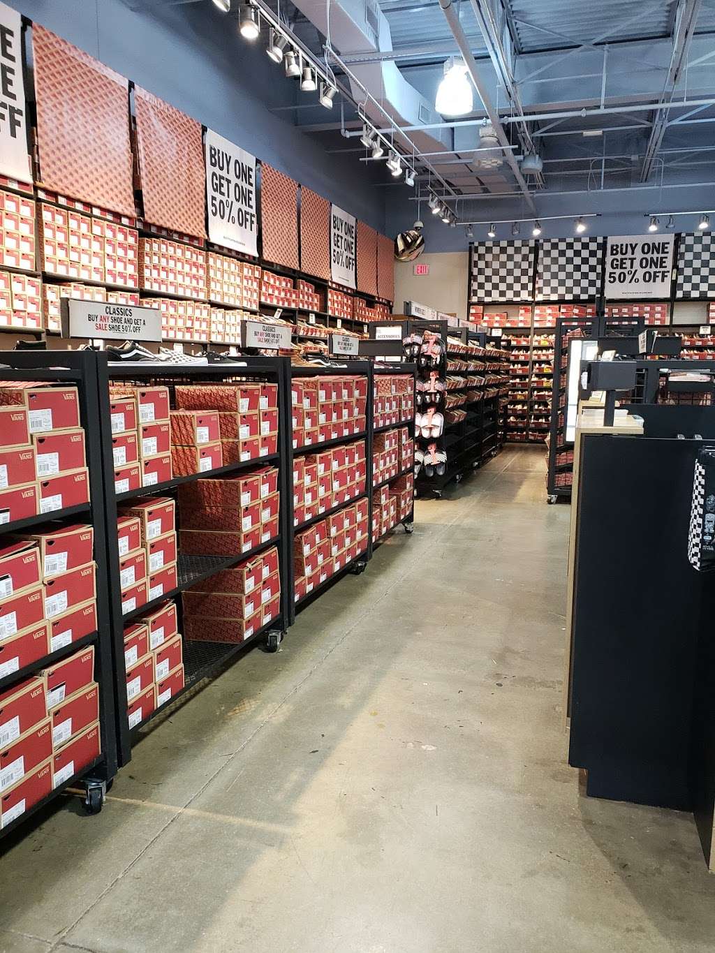 Vans | 29300 Hempstead Rd #873, Cypress, TX 77433, USA | Phone: (281) 256-9594