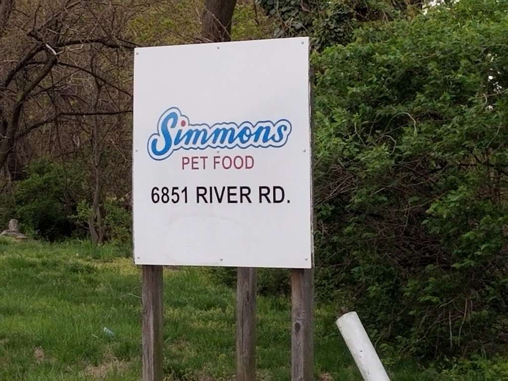 Simmons Pet Food | 6851 River Rd, Pennsauken Township, NJ 08110, USA