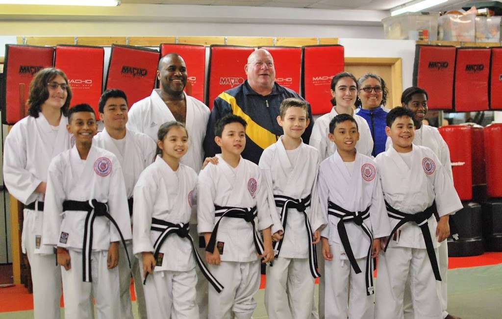 World Champions Karate Center | 112-20 Beach Channel Dr, Far Rockaway, NY 11694, USA | Phone: (718) 945-1618